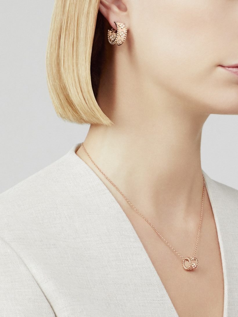 Perlée clovers pendant