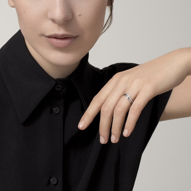 BALLERINE WEDDING BAND