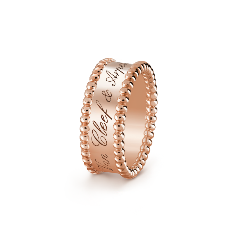 Perlée signature ring