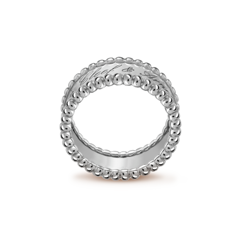 Perlée signature ring