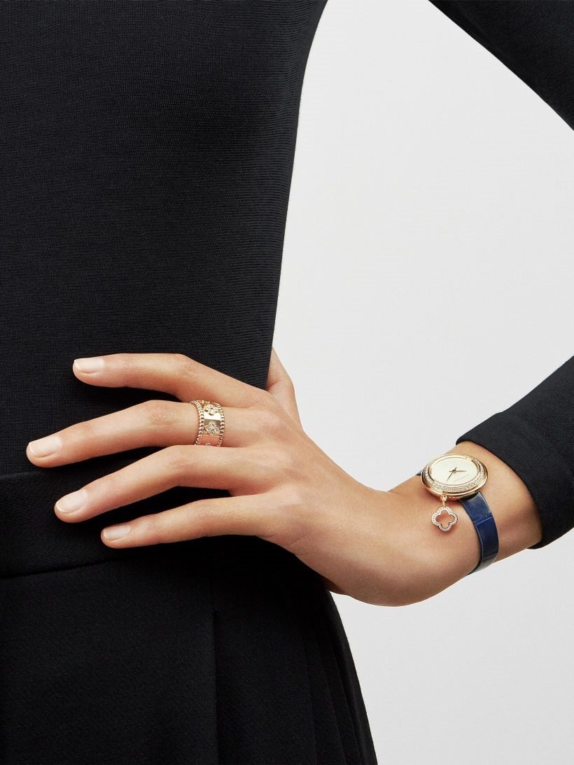 Perlée clovers ring, medium model