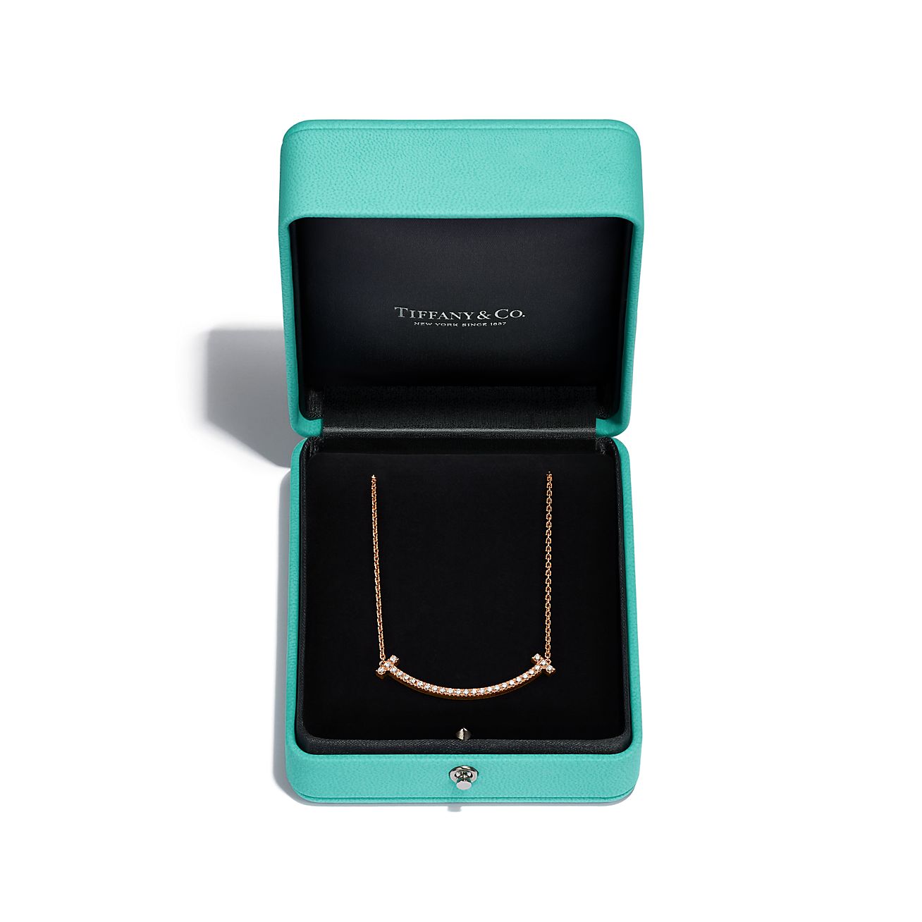 Tiffany T Medium Smile Pendant