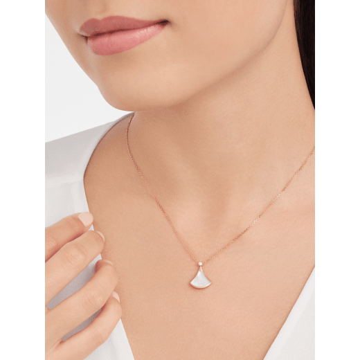 DIVAS’ DREAM NECKLACE