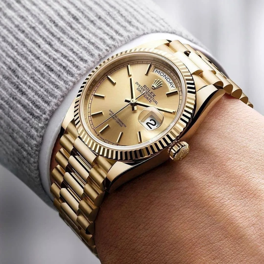Rolex Day-Date Oyster 40 mm Yellow Gold Green Dial 228238