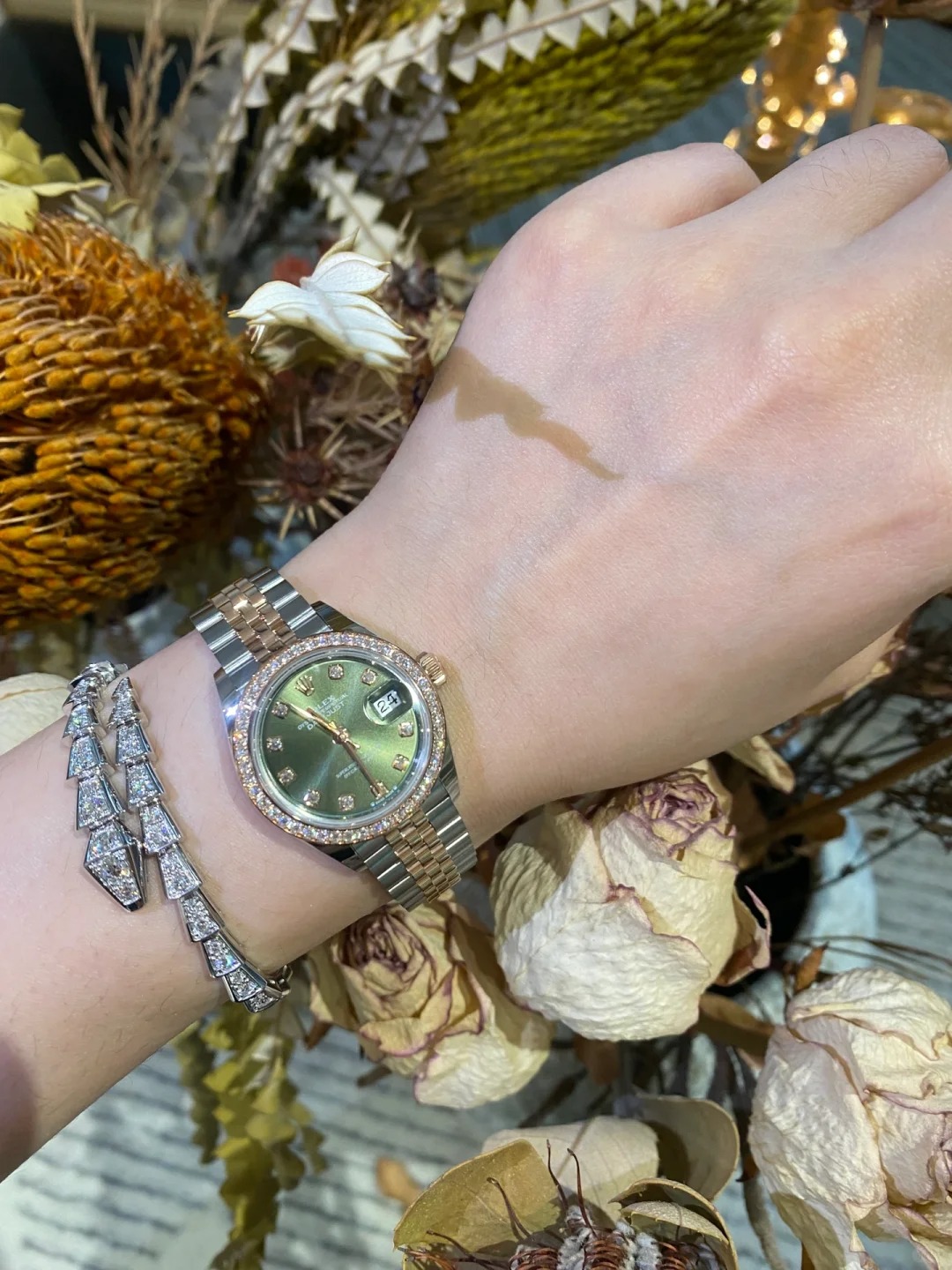 Rolex Lady Datejust 28mm Olive Green Diamond Jubilee m279381rbr-0008