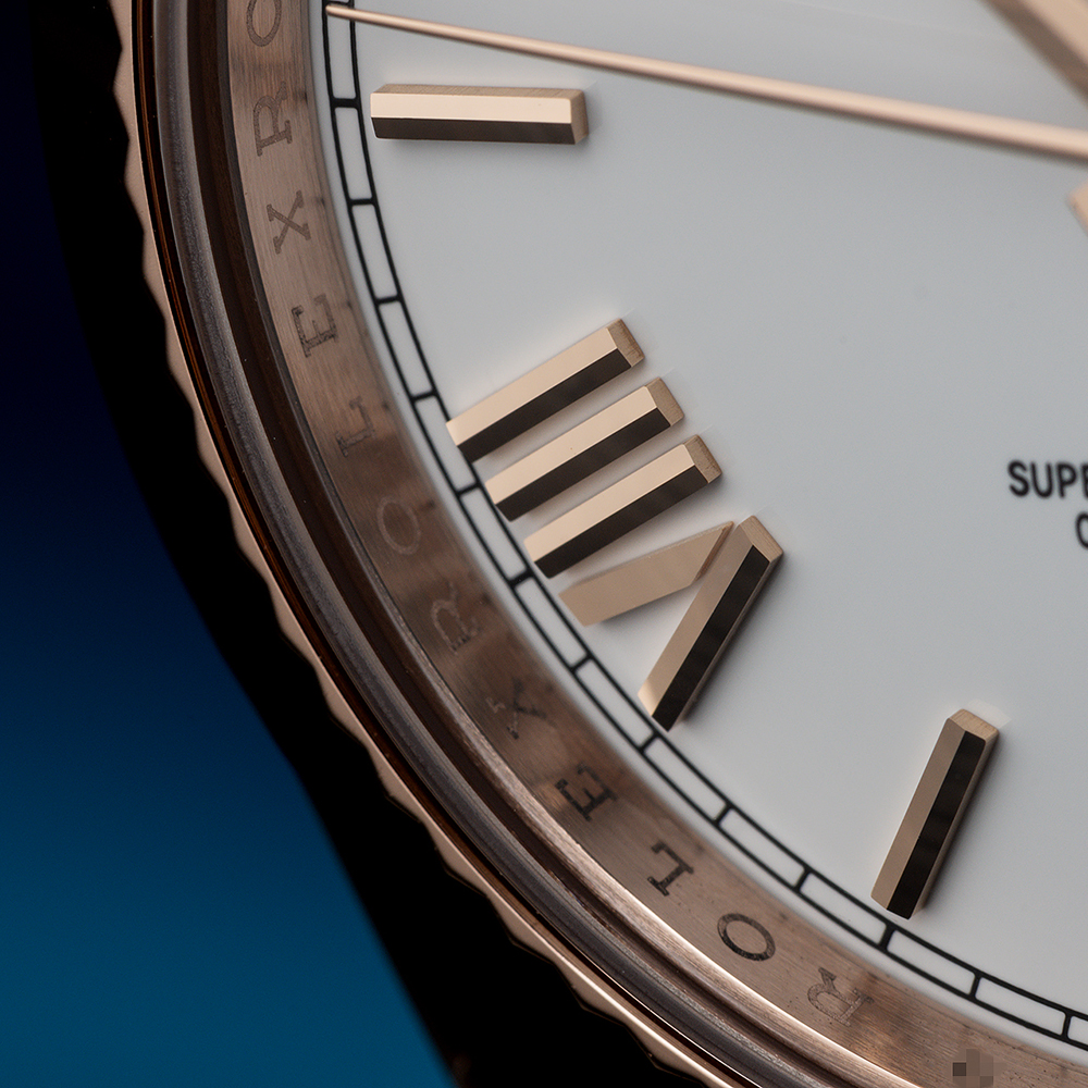 Rolex Day-Date President 40mm Everose gold White Dial 228235-0032 Unwo