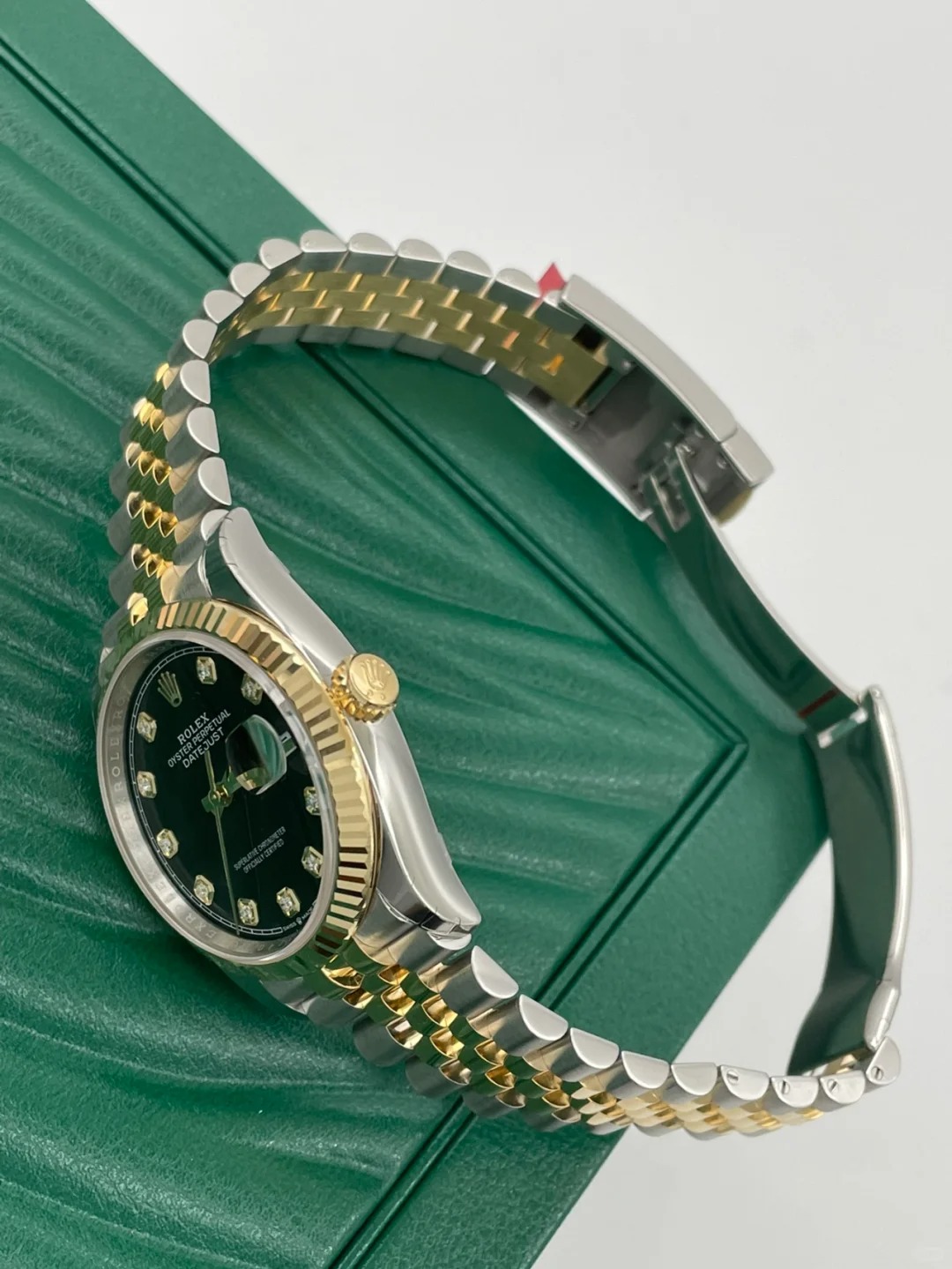 Rolex Datejust 36mm Black Diamond Jubilee m126233-0021