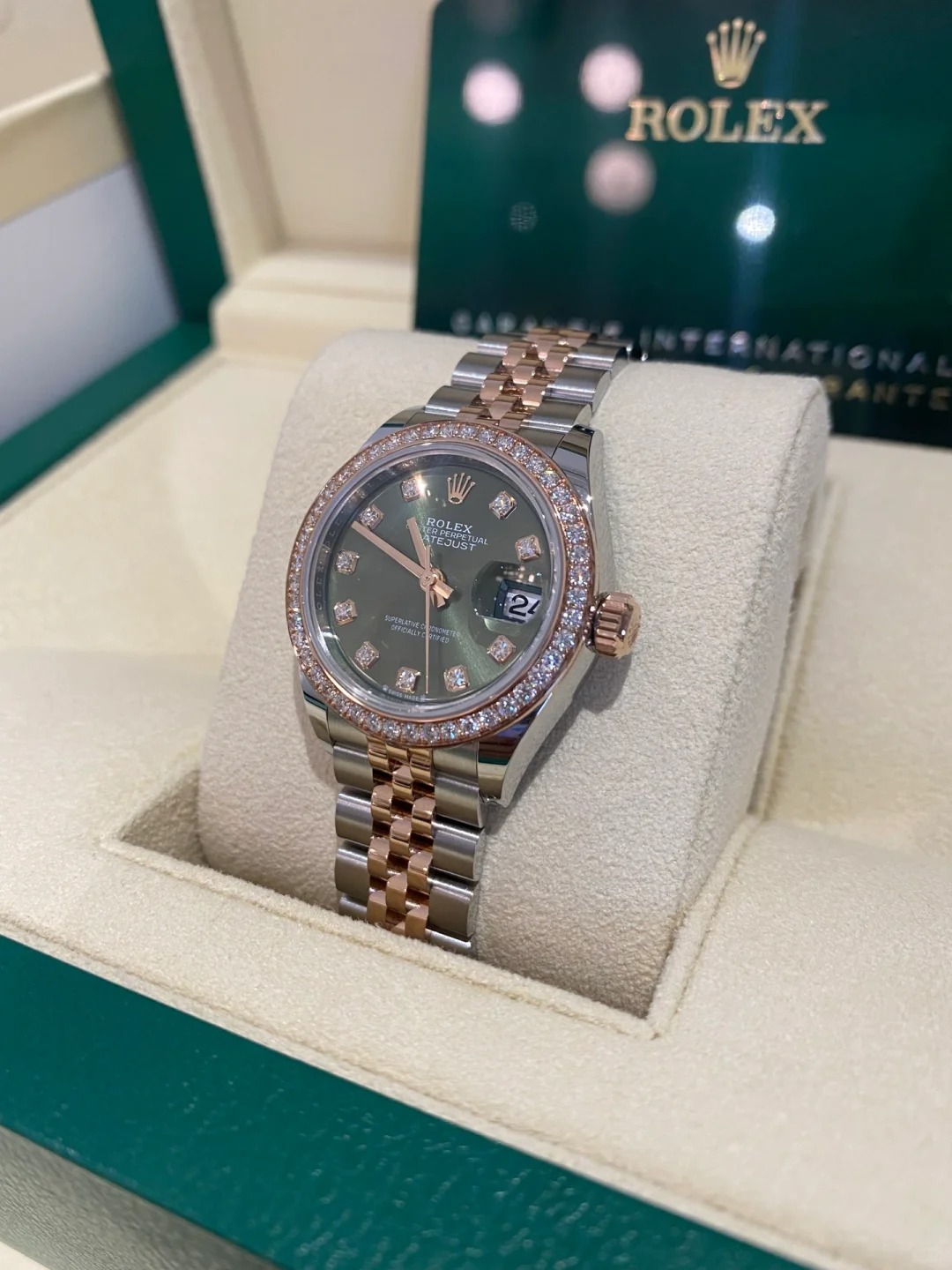 Rolex Lady Datejust 28mm Olive Green Diamond Jubilee m279381rbr-0008