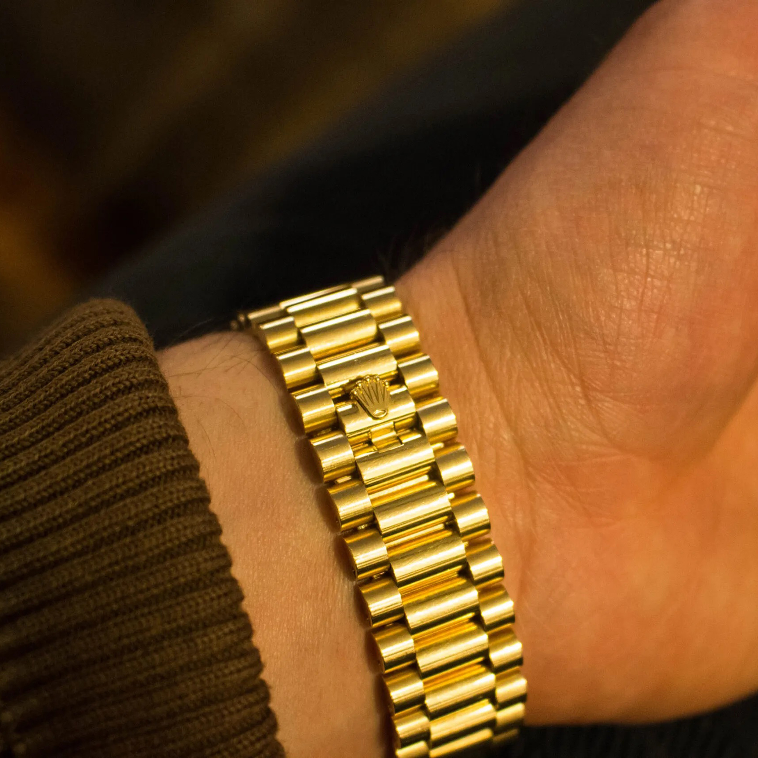 Rolex Day-Date President 40mm Yellow Gold Champagne Diamond Dial 22823