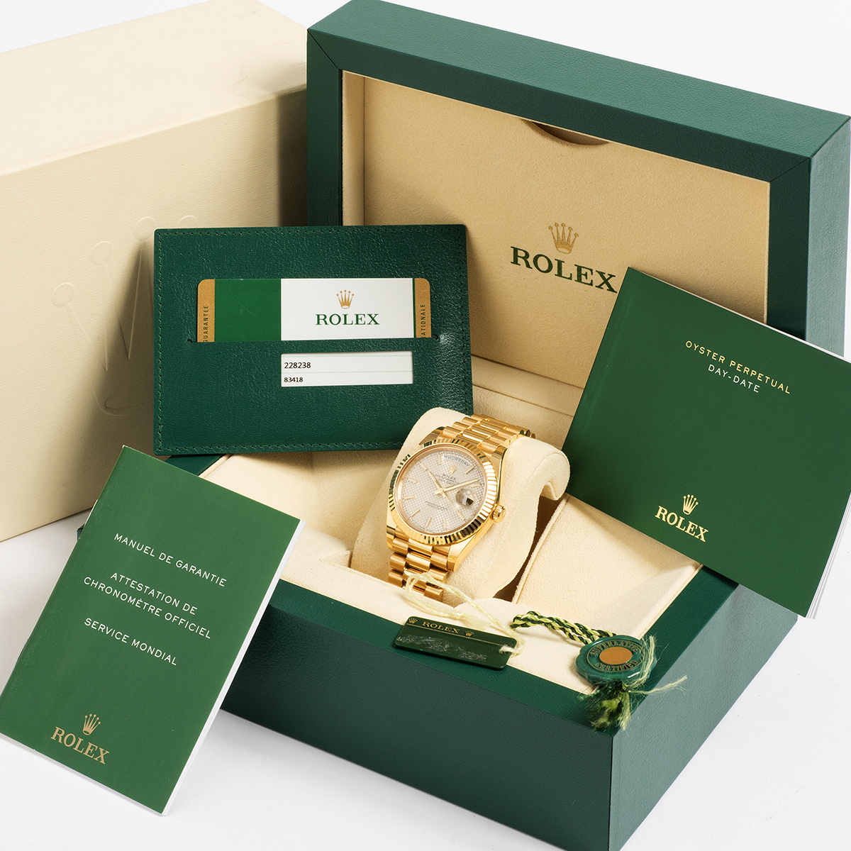 ROLEX 228238 DAY-DATE 40MM PRESIDENT 18K YELLOW GOLD SILVER ROMAN DIAL 40mm