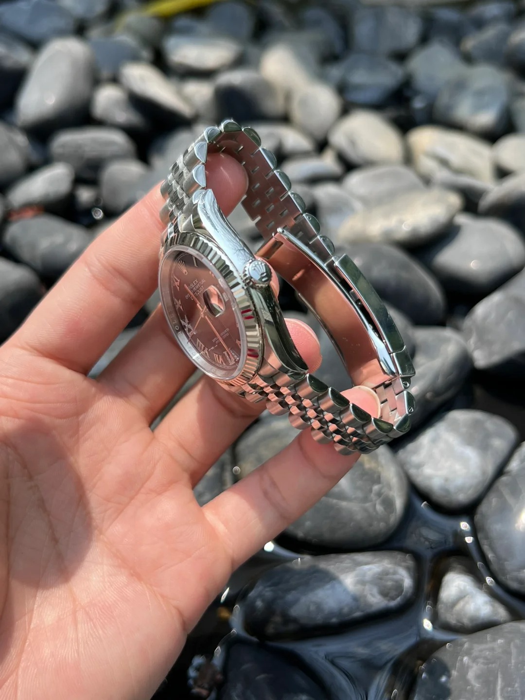 Rolex Datejust 36mm Aubergine Roman VI IX Jubilee m126234-0021