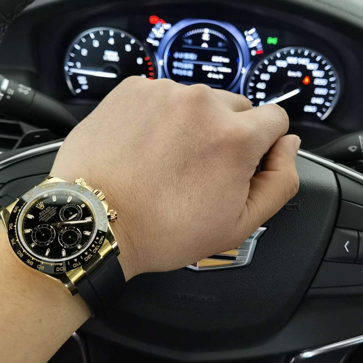 Cosmograph Daytona 18ct Yellow Gold Automatic Black Dial Men's Watch 40mm