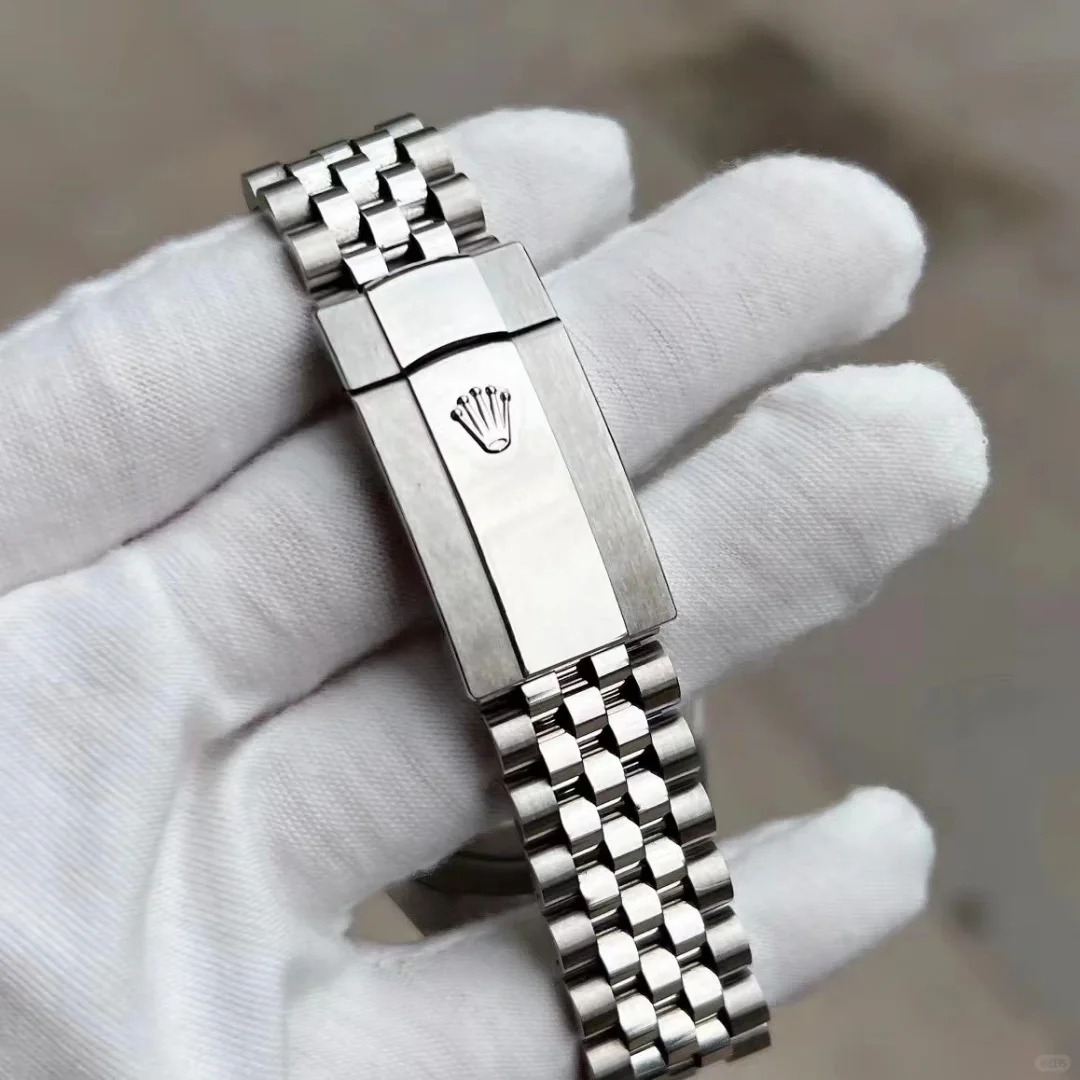 Rolex Datejust 41mm Blue Roman Jubilee m126334-0026