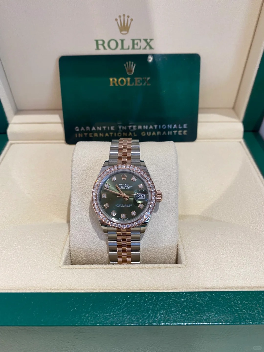 Rolex Lady Datejust 28mm Olive Green Diamond Jubilee m279381rbr-0008