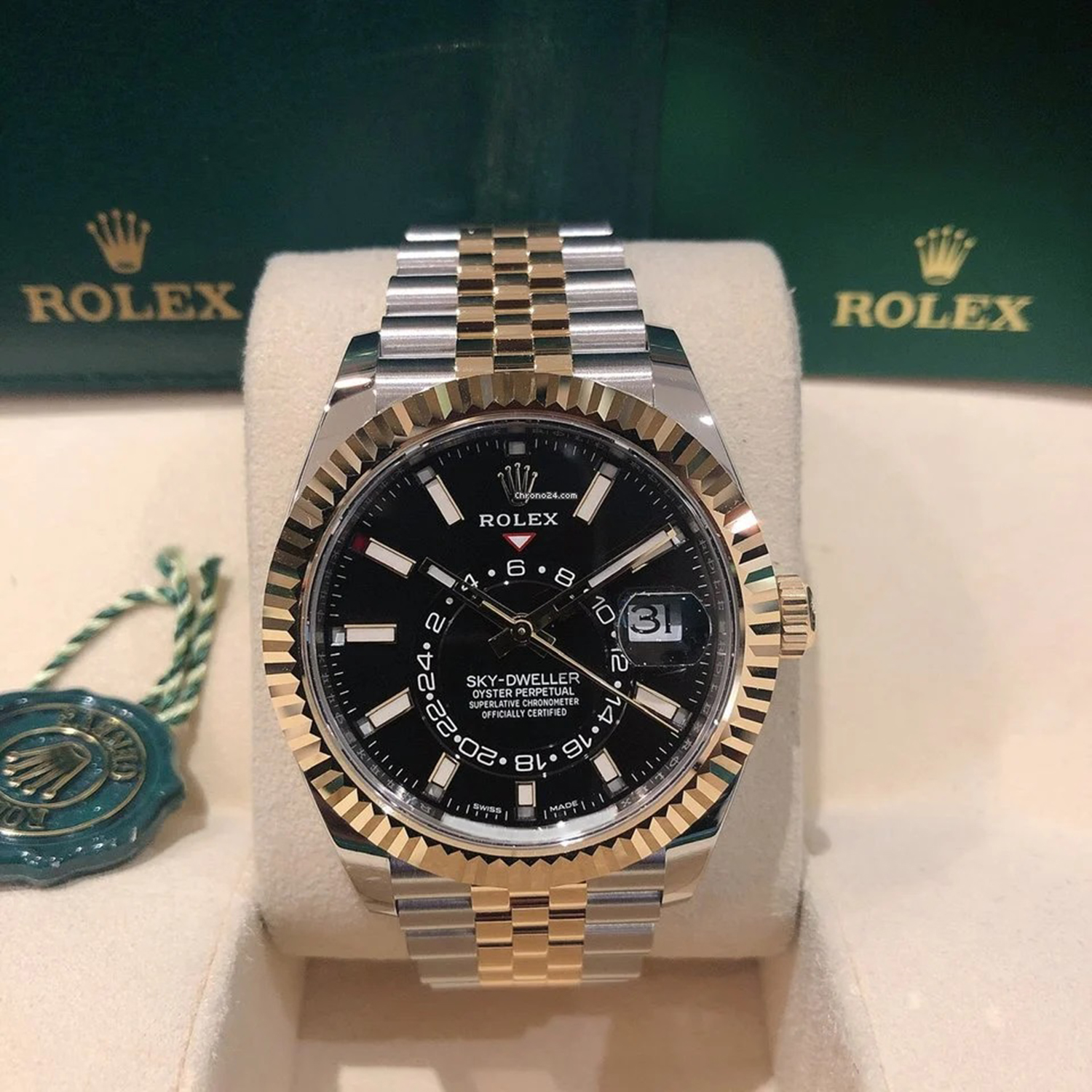 Rolex Sky-Dweller Black Dial Two-Tone 42mm 326933-0005 Unworn