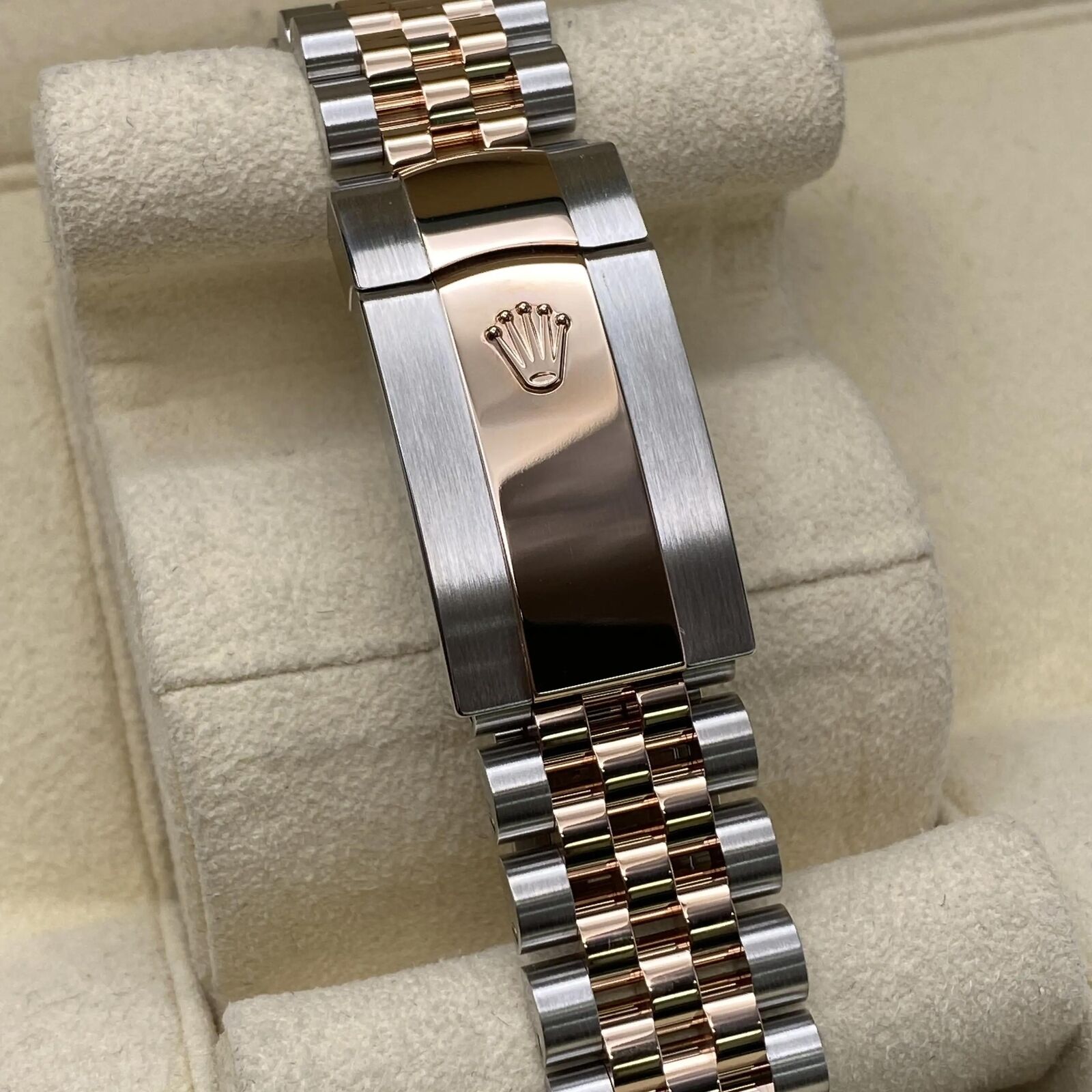 Rolex Datejust 41mm Chocolate Diamond Jubilee m126331-0004