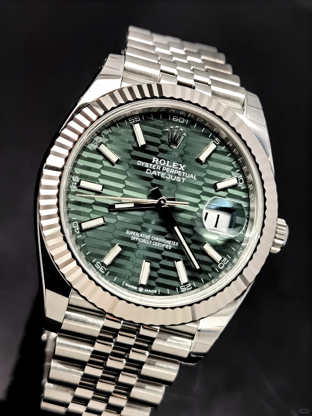 Rolex Datejust 41mm Mint Green Fluted Jubilee m126334-0030