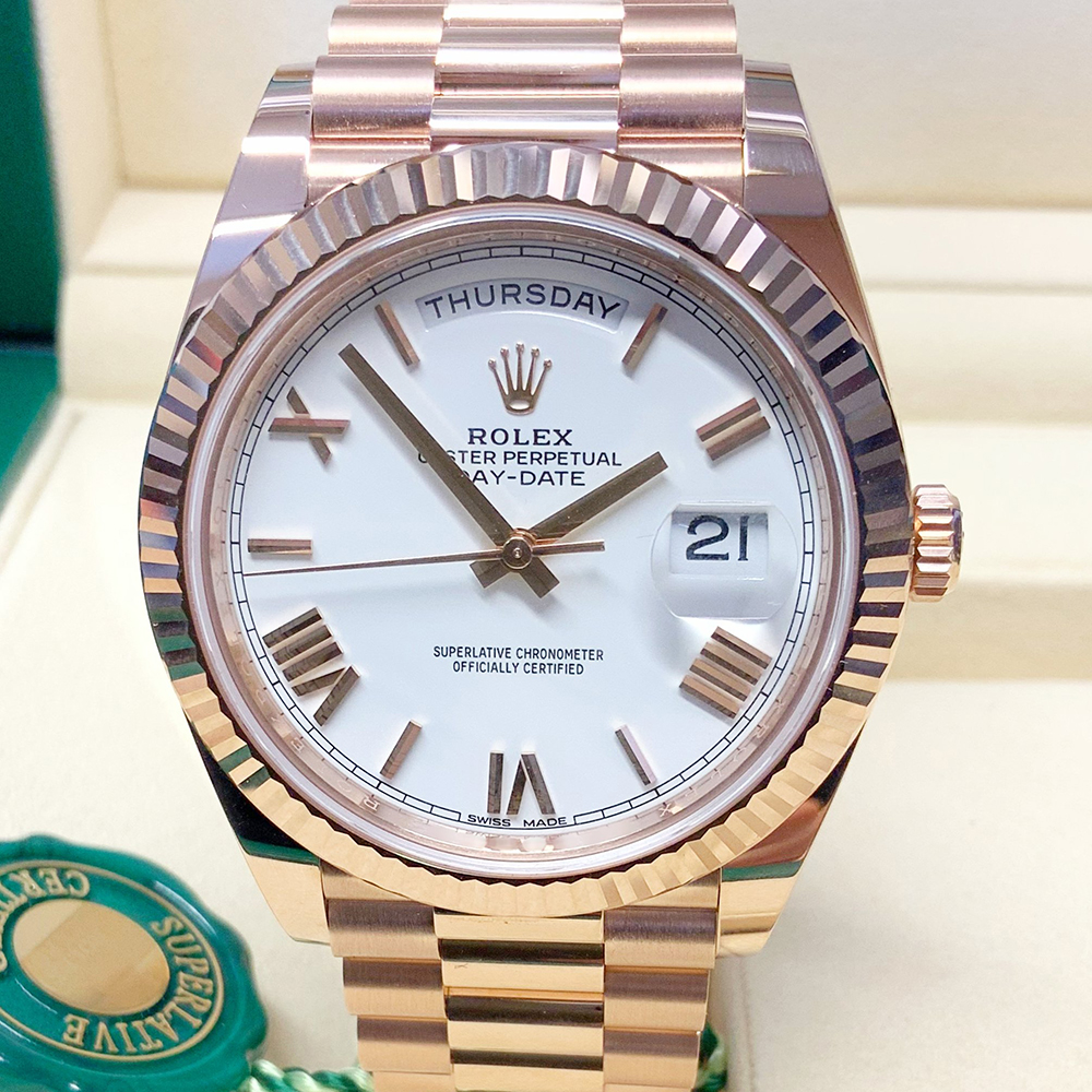 Rolex Day-Date President 40mm Everose gold White Dial 228235-0032 Unwo
