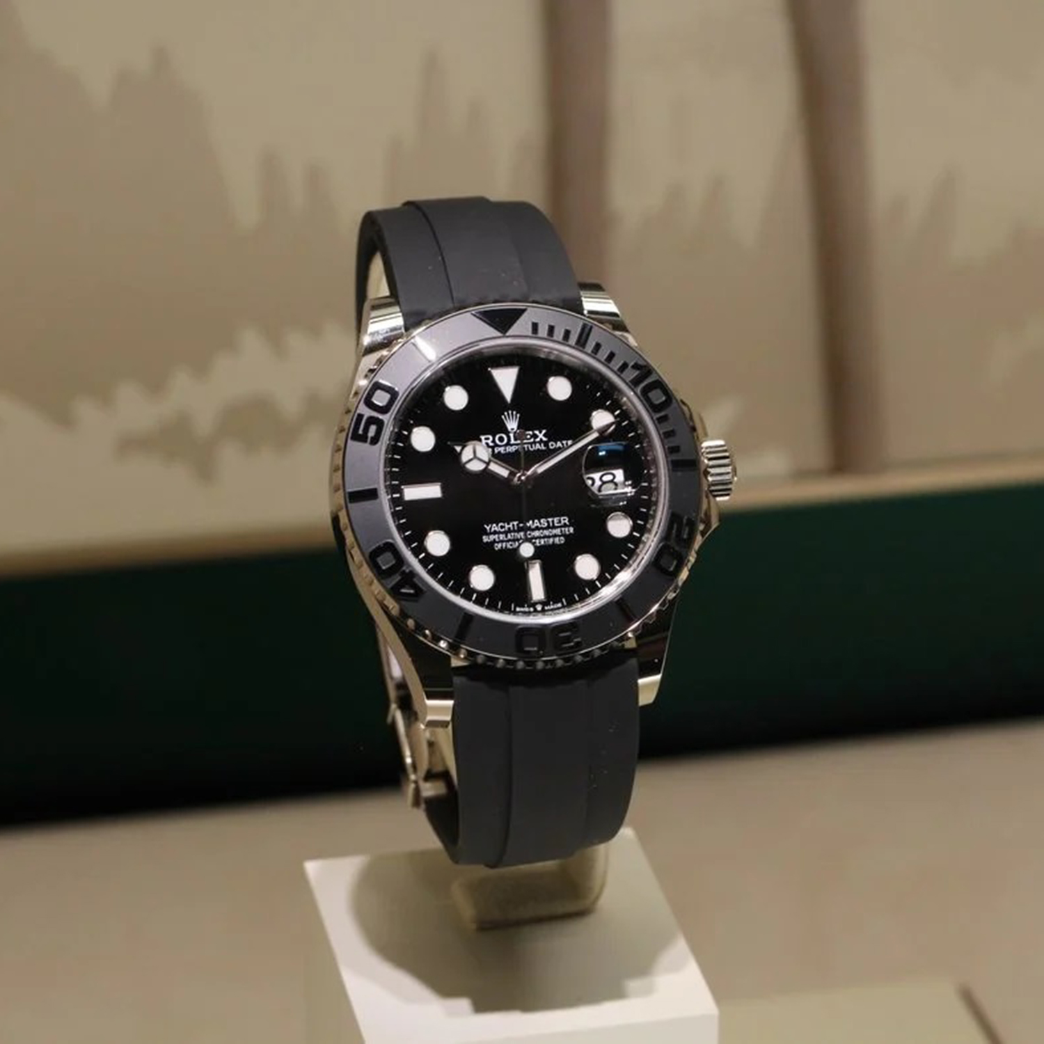 Rolex Yacht-Master 18k White Gold Oysterflex Bracelet 226659 40 mm