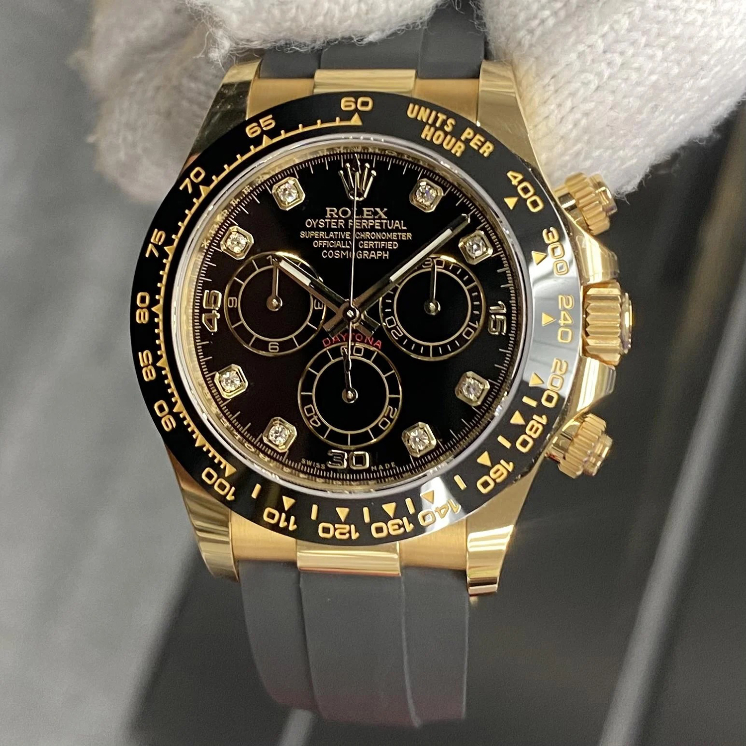 Rolex Daytona Yellow Gold Black-Diamond Oysterflex Strap 116518LN-0046 40mm