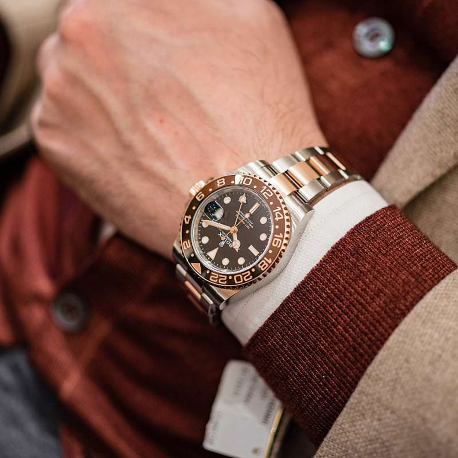 Rolex GMT-Master II Root Beer Two Tone Black Dial Ref 126711chnr-0002 40mm