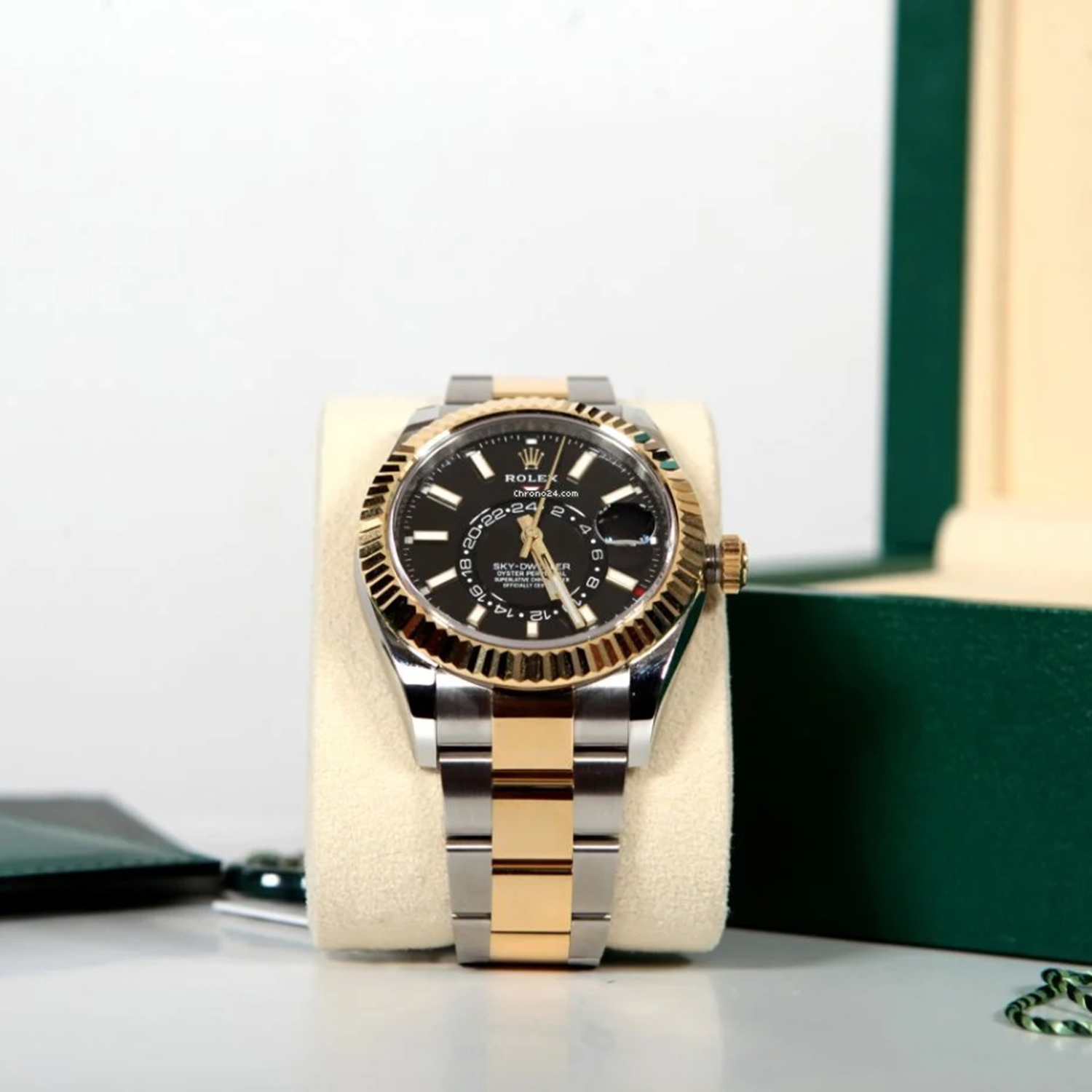 Rolex Sky-Dweller Black Dial Two-Tone 42mm 326933-0005 Unworn