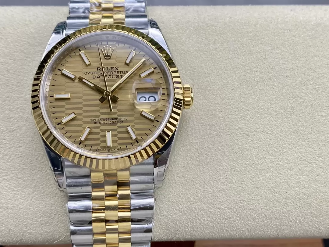 Rolex Datejust 36mm Golden Fluted Jubilee m126233-0039