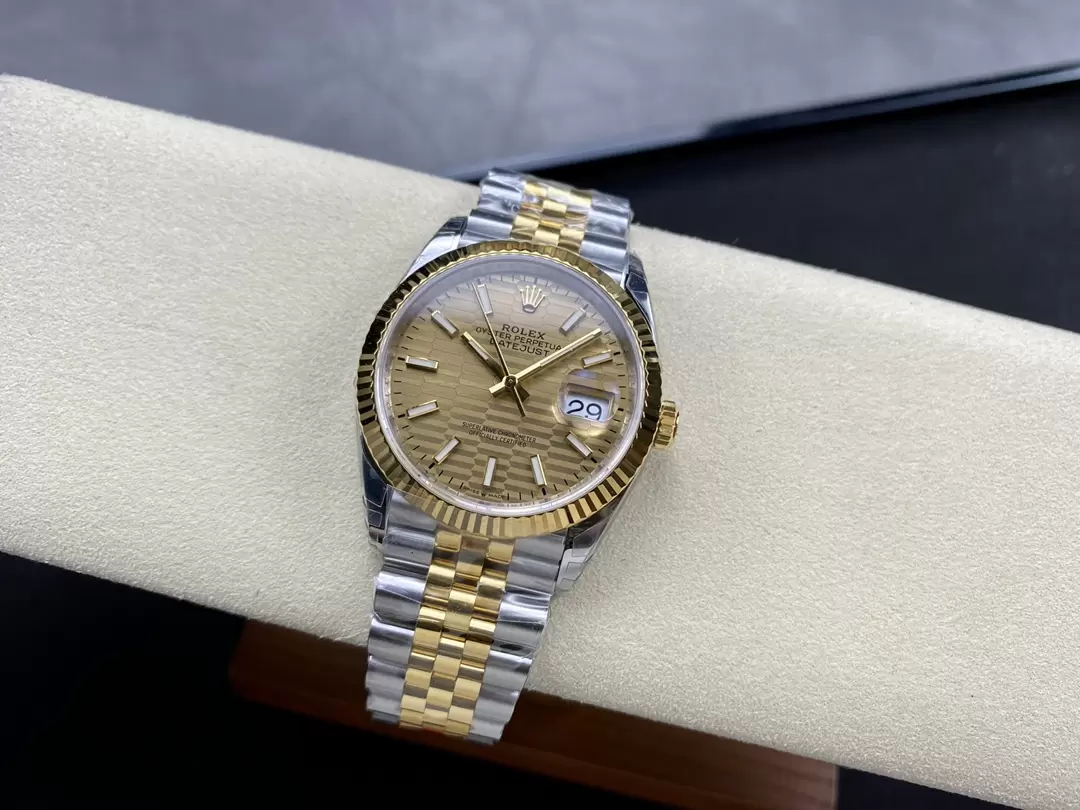 Rolex Datejust 36mm Golden Fluted Jubilee m126233-0039