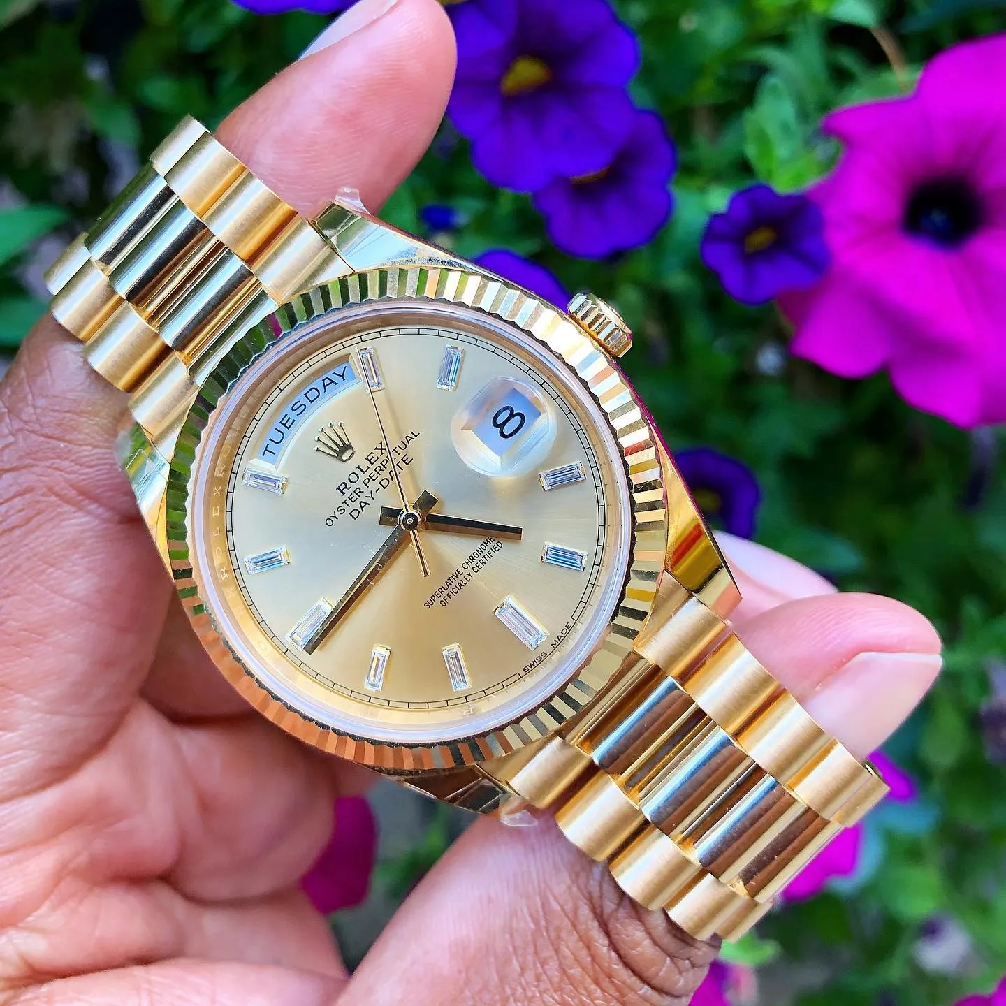 Rolex Day-Date Oyster 40 mm Yellow Gold Green Dial 228238