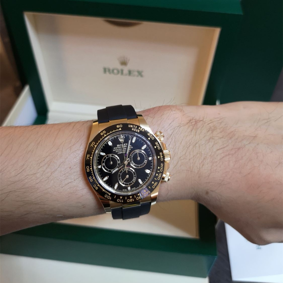 Cosmograph Daytona 18ct Yellow Gold Automatic Black Dial Men's Watch 40mm