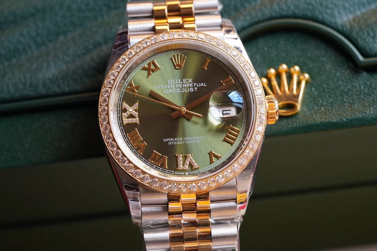 Rolex DATEJUST 31mm Oystersteel yellow gold and diamonds m126283rbr
