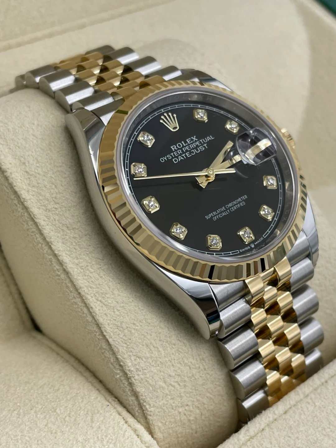 Rolex Datejust 36mm Black Diamond Jubilee m126233-0021