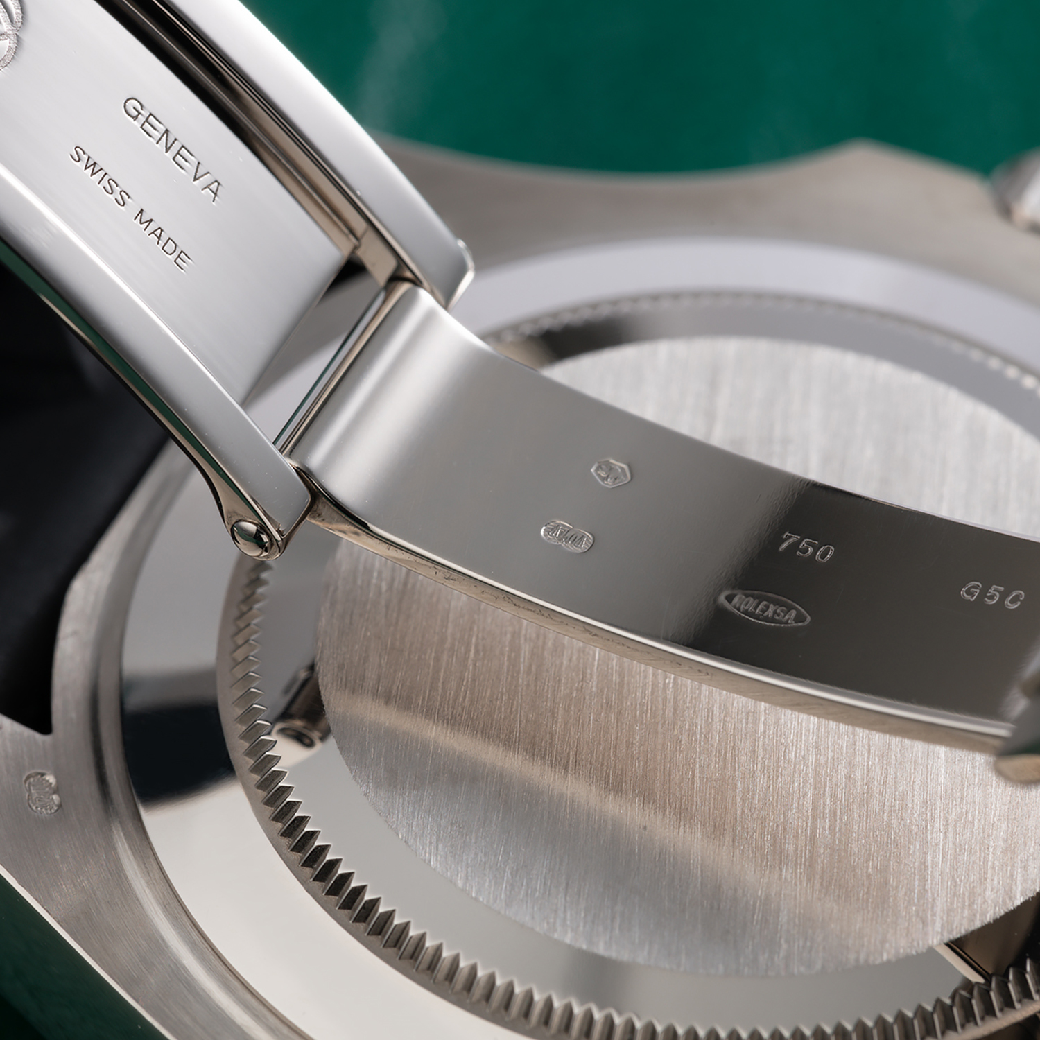 Rolex Yacht-Master 18k White Gold Oysterflex Bracelet 226659 40 mm