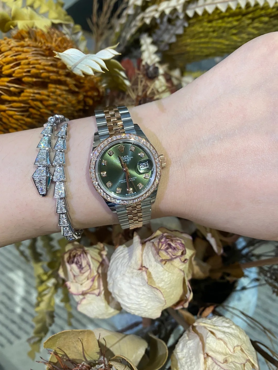 Rolex Lady Datejust 28mm Olive Green Diamond Jubilee m279381rbr-0008