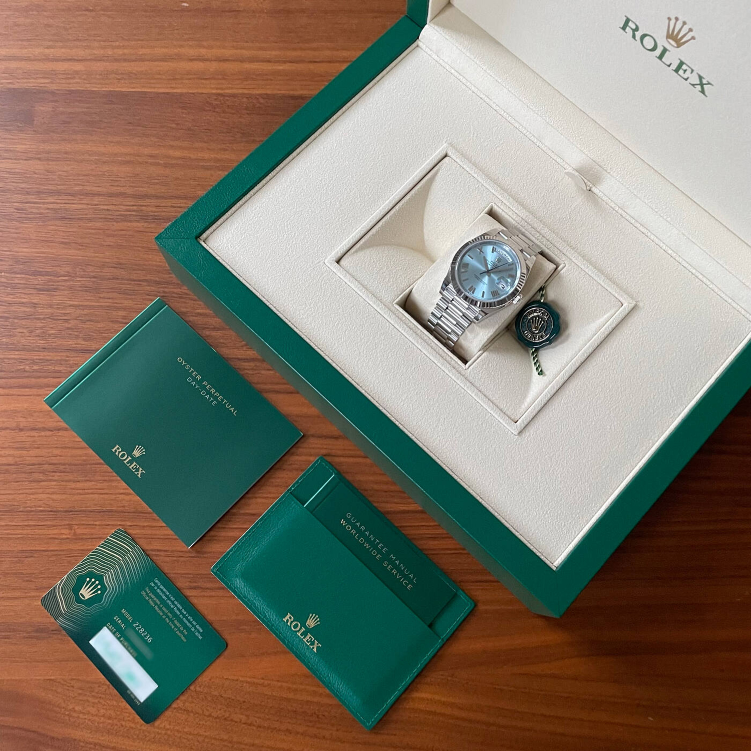 Rolex Oyster Perpetual Day-Date President 40mm in Platinum with Ice-Bl