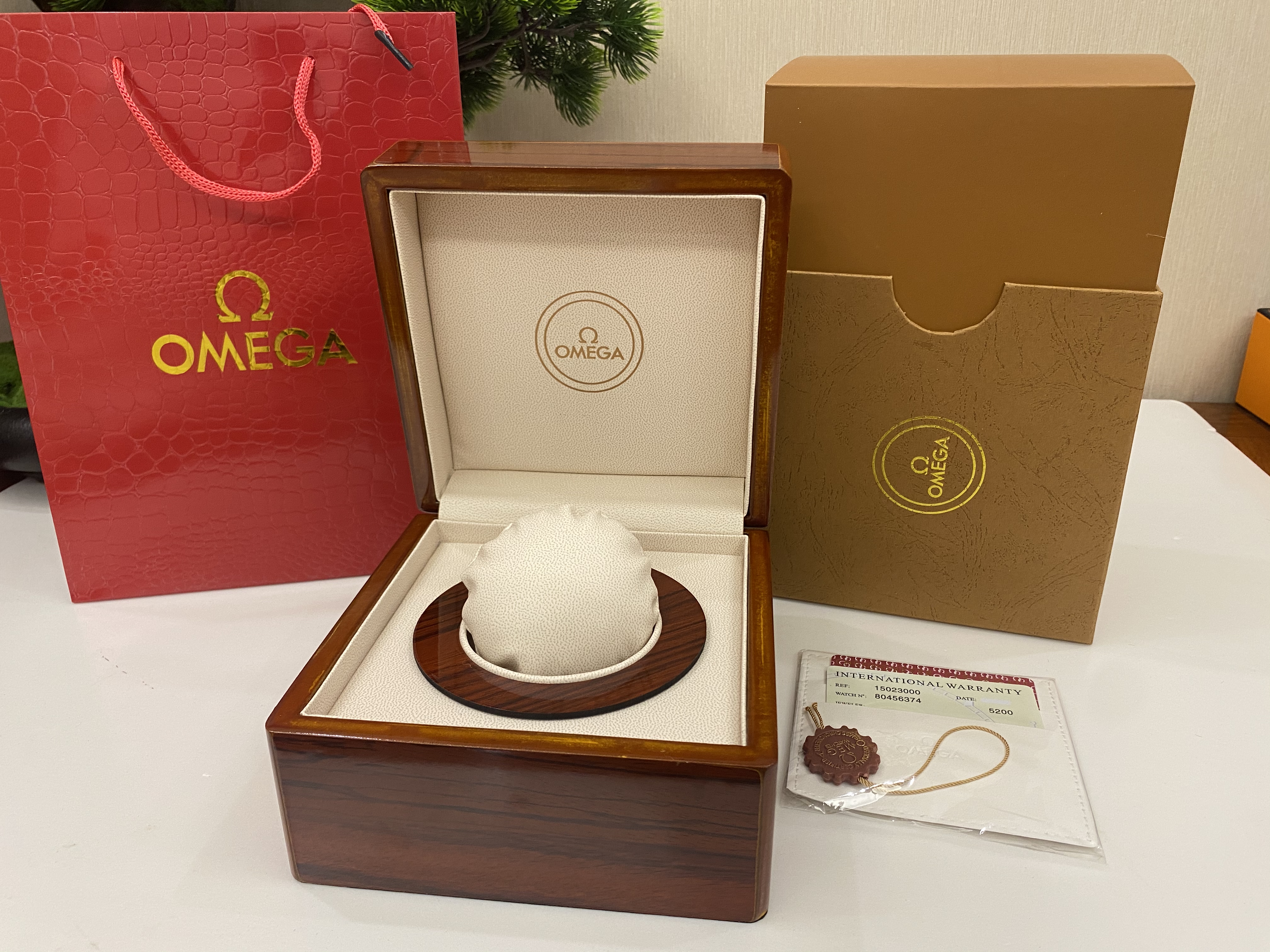 Omega Speedmaster 38 Co-Axial Chronograph 38mm