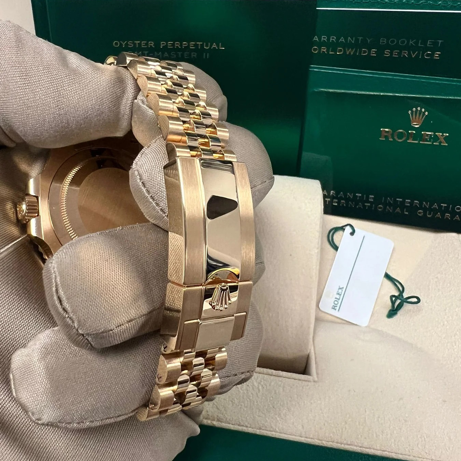 Rolex GMT-Master II NEW RELEASE 2023 Jubilee 18ct Yellow Gold 126718GR 40mm