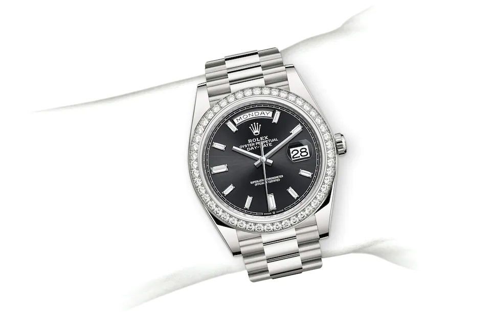 Rolex DAY-DATE 40 Oyster, 40 mm, white gold and diamonds