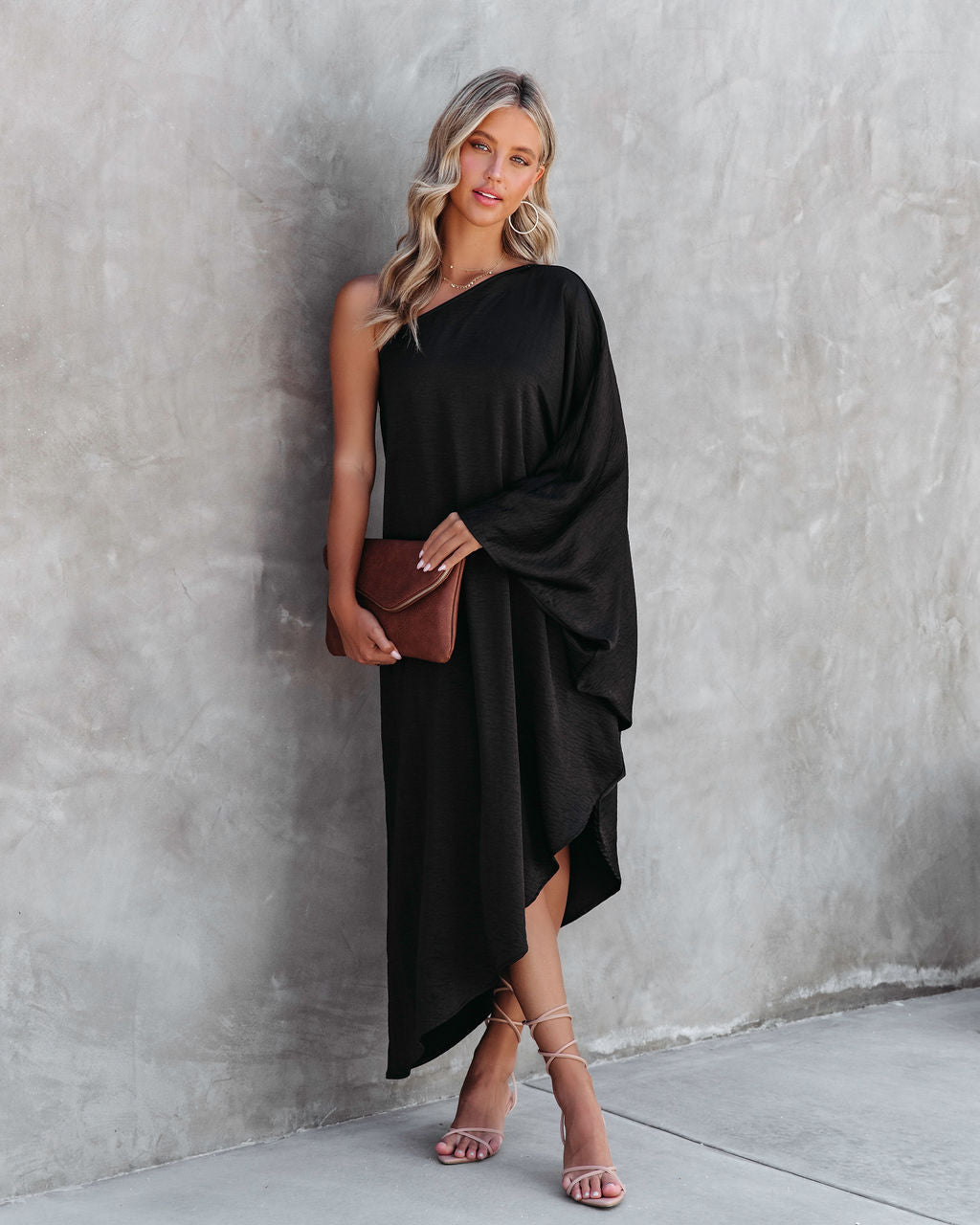Goddess Of Beauty One Shoulder Satin Maxi Dress - Black