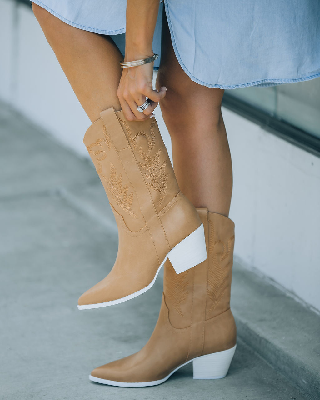 Sephira Heeled Western Boot - Tan