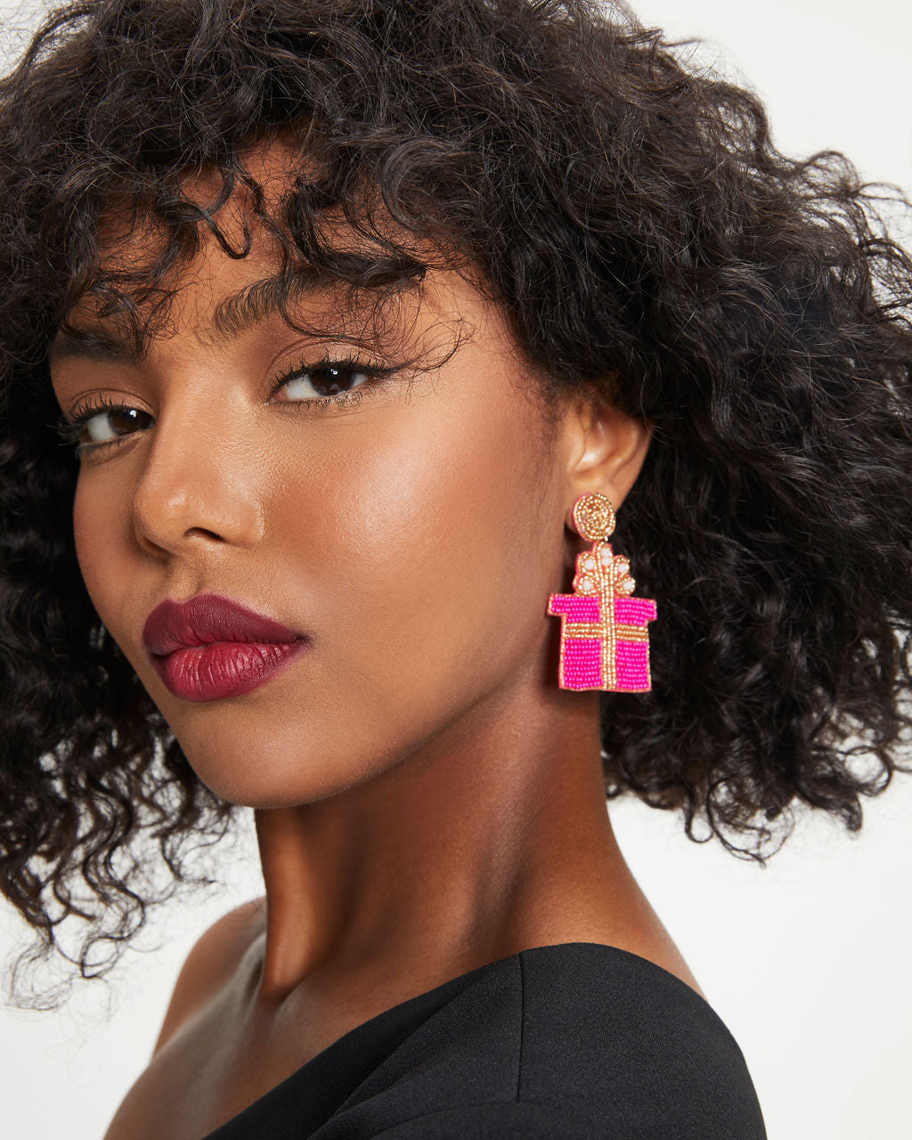 Little Gift Beaded Drop Earrings - Pink