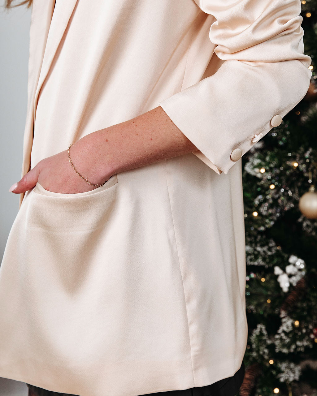 Shelly Satin Pocketed Blazer - Cream
