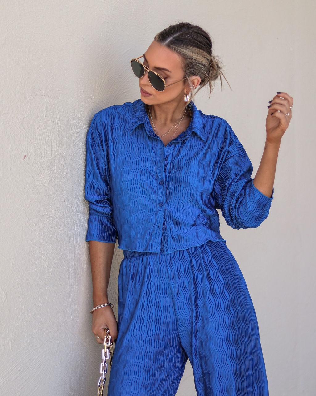 Show Off Girl Satin Crinkle Button Up Top - Blue