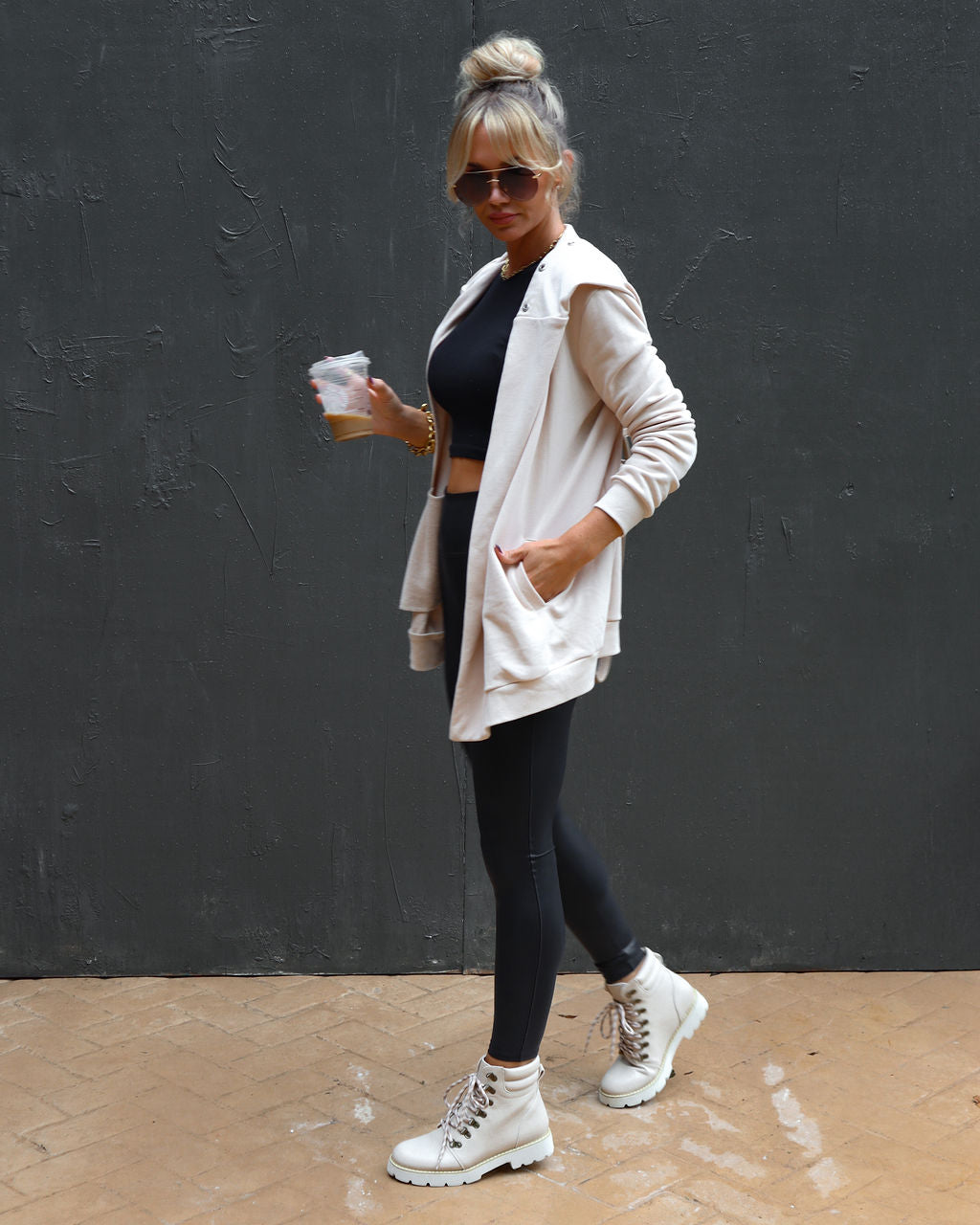 Kathy Pocketed Jacket - Beige