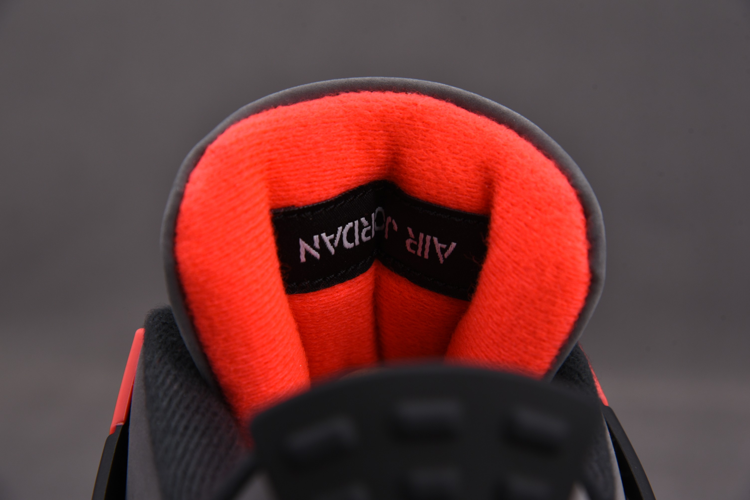 Jordan 4 Retro Infrared