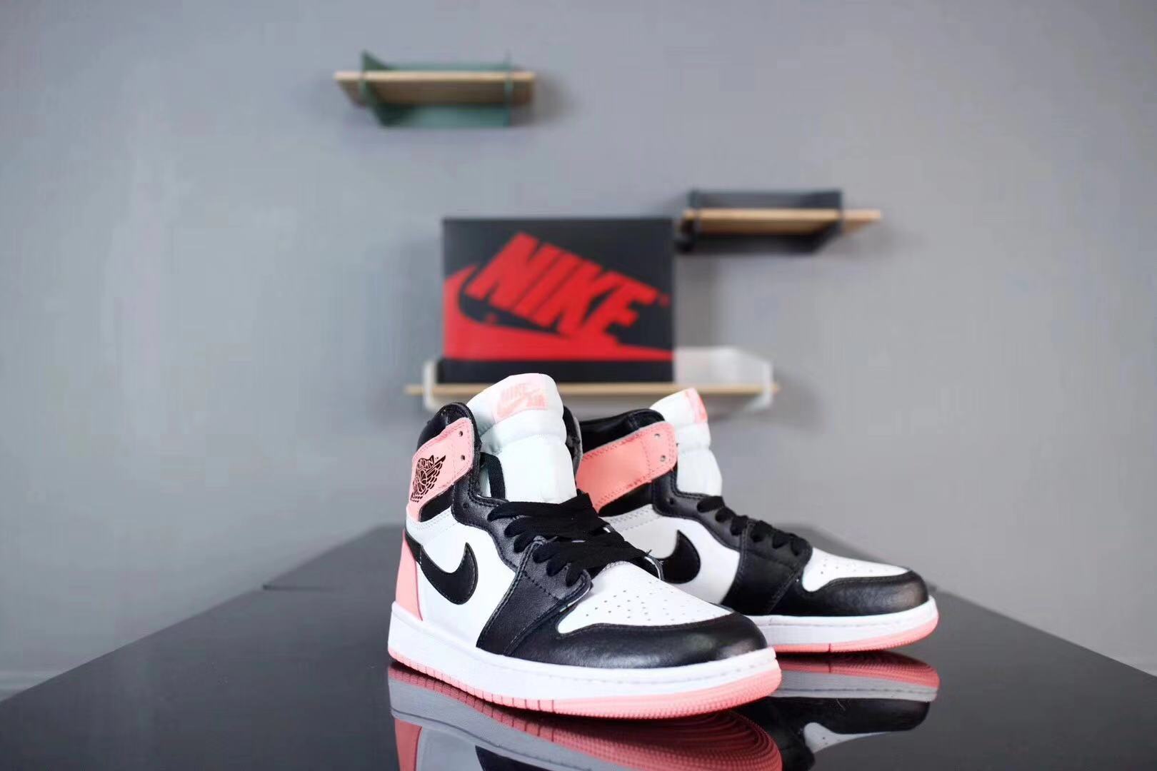 Jordan 1 Retro High Rust Pink