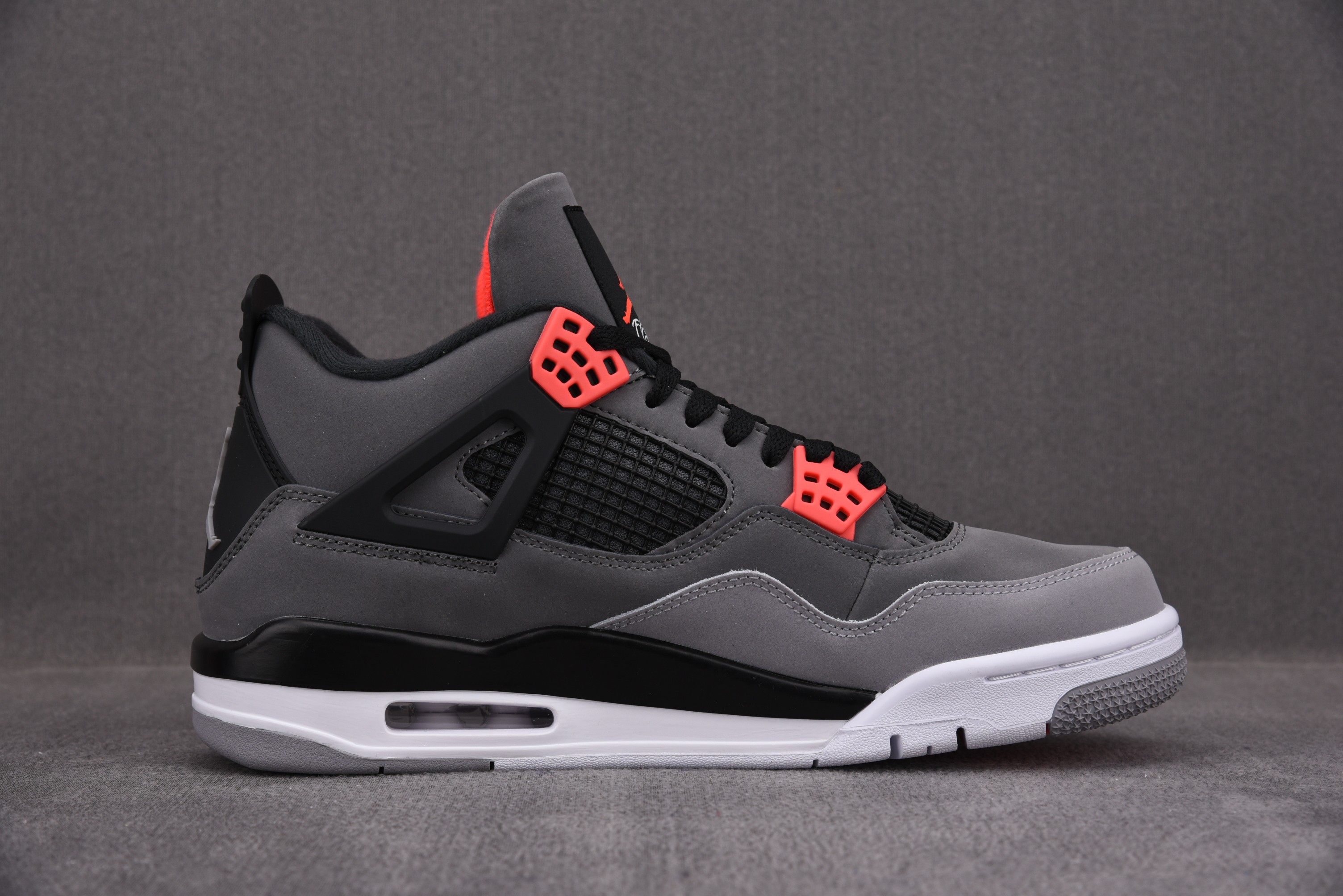 Jordan 4 Retro Infrared