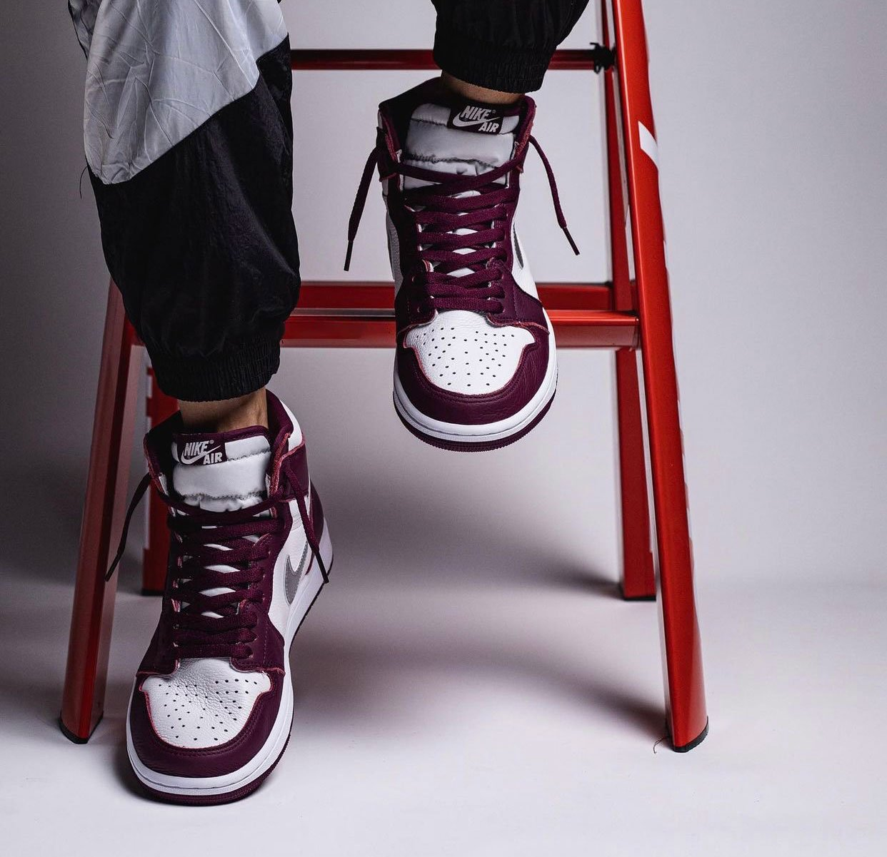 Jordan 1 Retro High OG Bordeaux