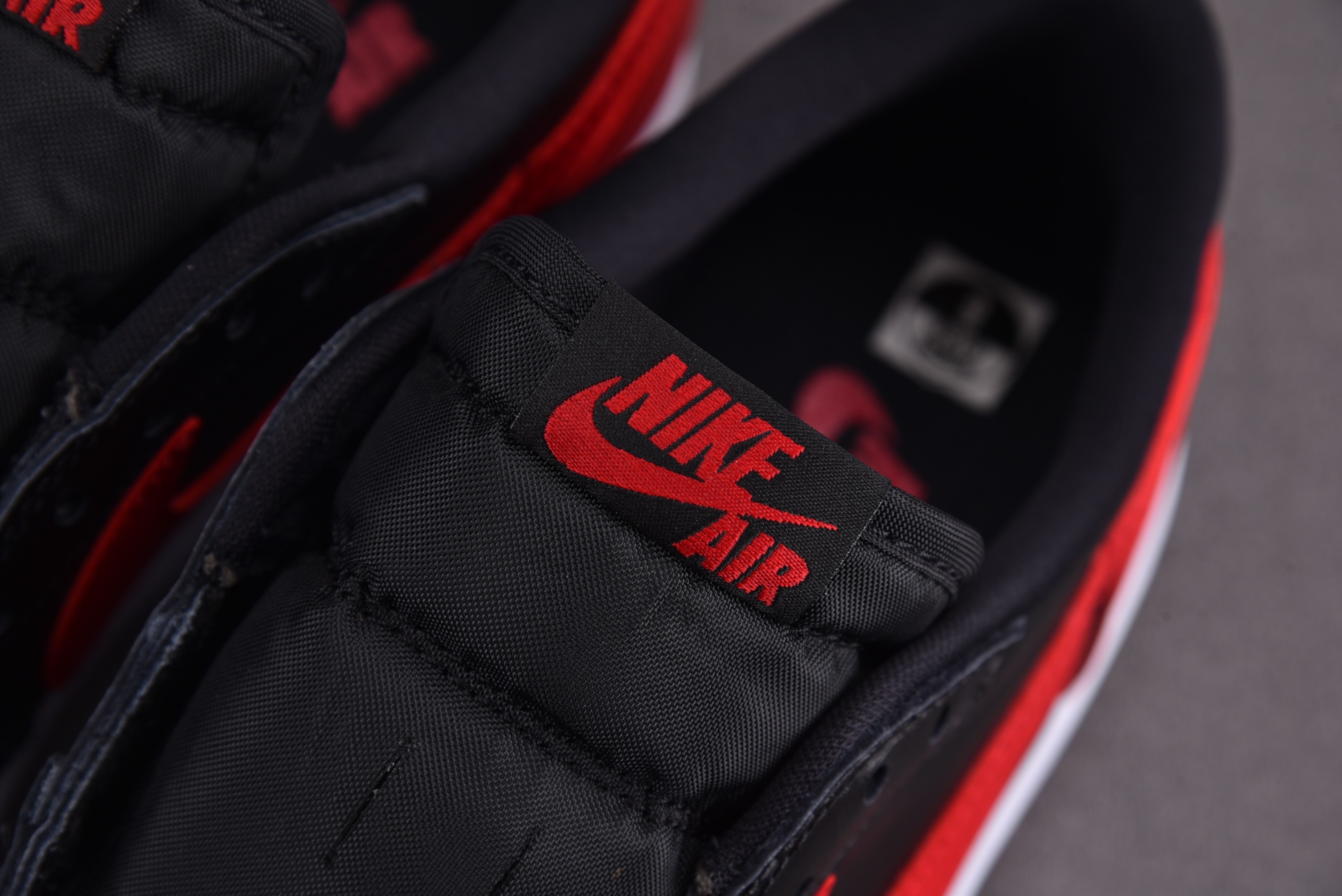 Jordan 1 Retro Low Bred (2015)