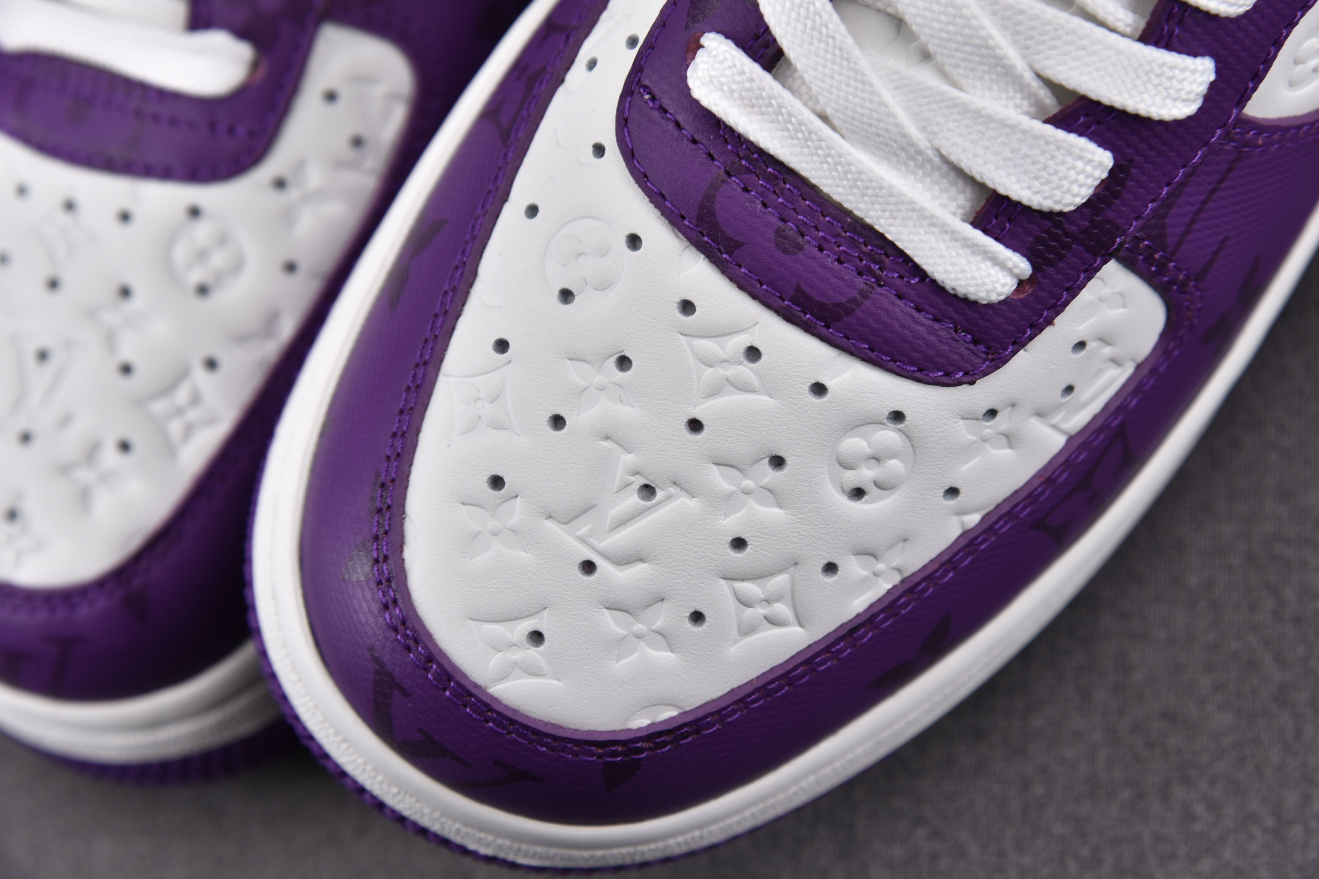 Nike Air Force 1 Low Louis Vuitton Royal Purple (Be careful about the size!!)